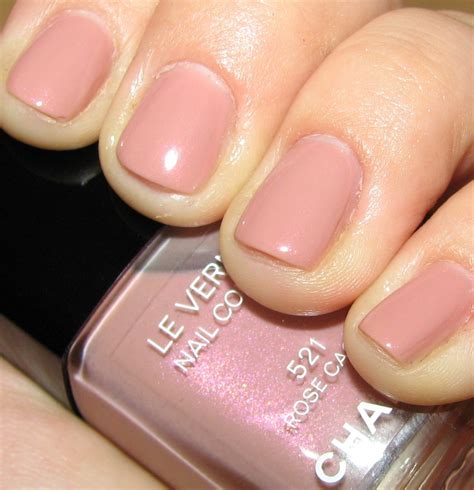 rose cache chanel nail